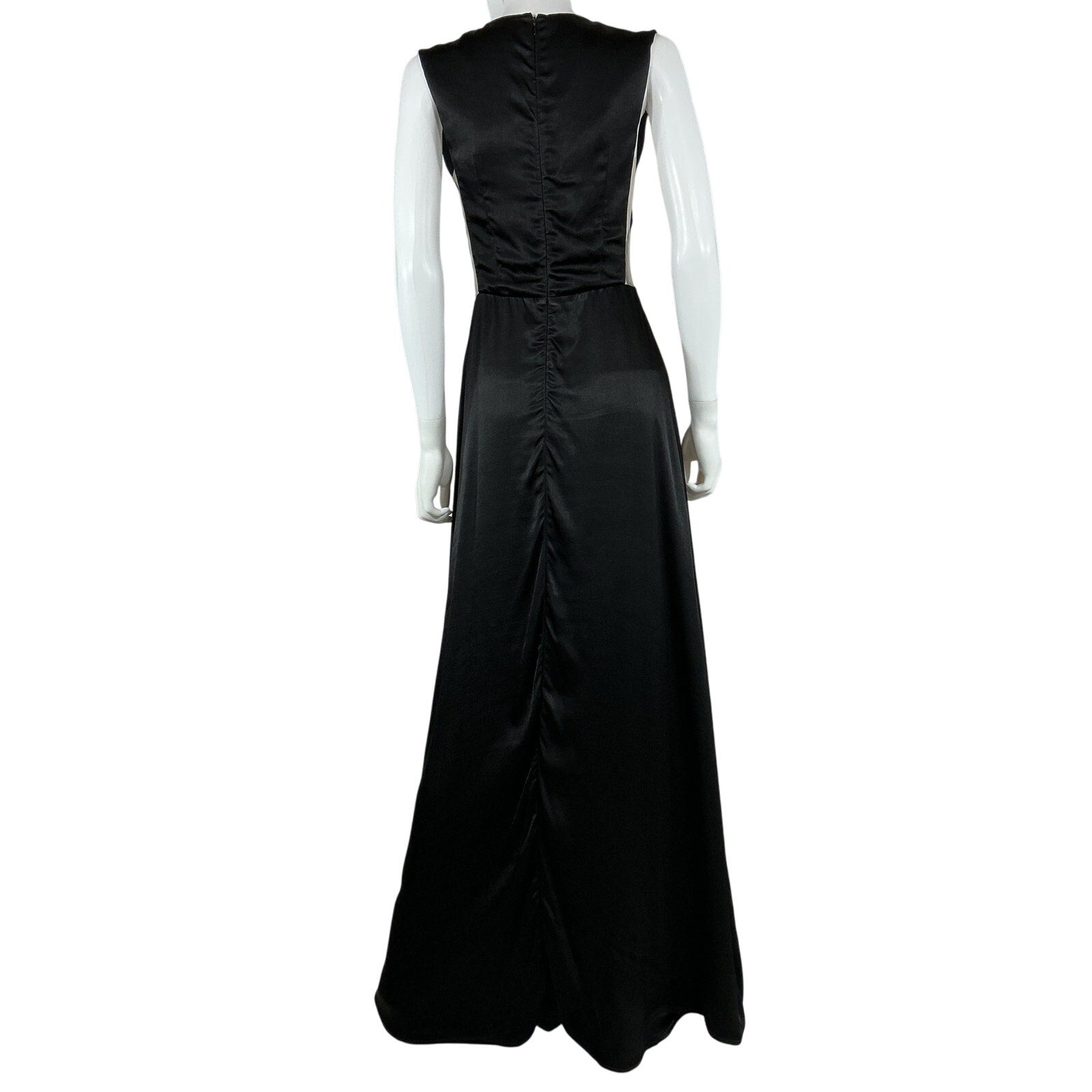 Sau Lee 'Genevie' Black Viscose Satin Gown Size 4