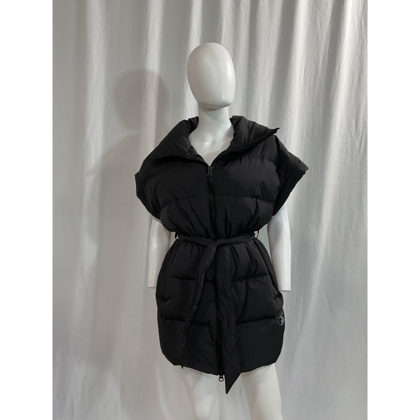 Alpha Industries 'Sierra' Black Vest Size S