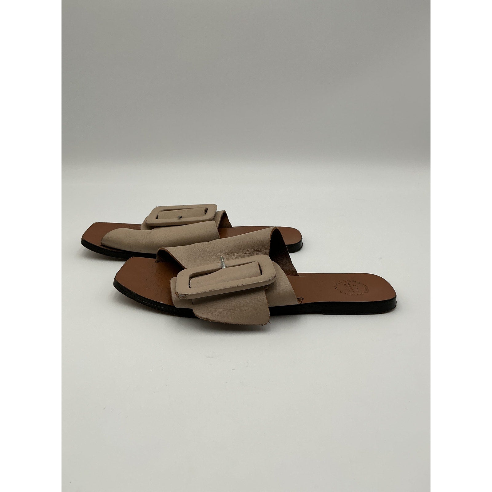 Atp 'Atelier' Beige Leather Ceci Slide Size 8