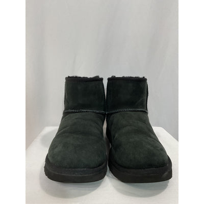 Ugg Classic Mini II Black Boot - Size 9