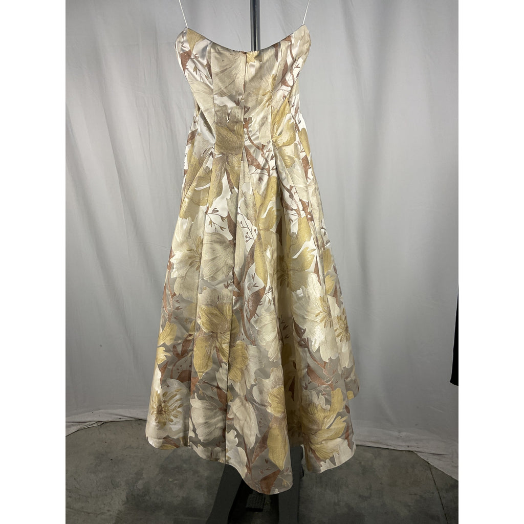 Markarian Floral Metallic White Polyester Gown Size 2 - NWT