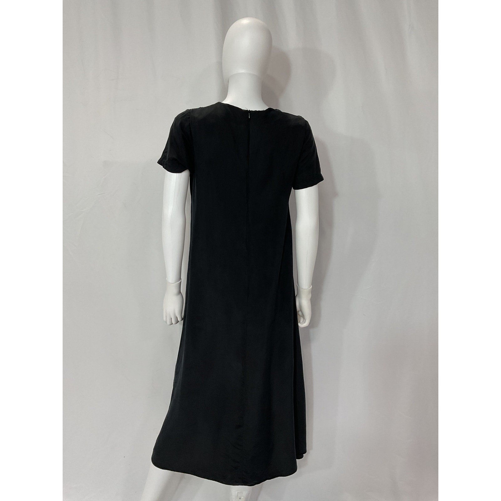 Hatch 'The James' Black Short Sleeve Crew Neck Midi Dress Size 1