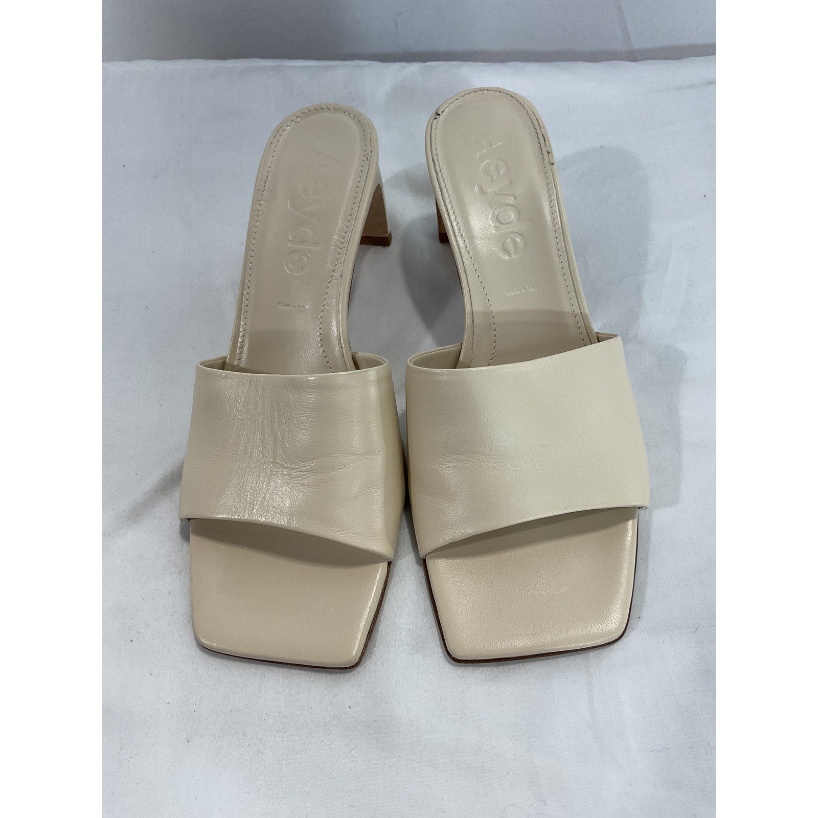 Aeyde 'Jeanie' Tan Nappa Leather Creamy Open Toe Sandals Size 7