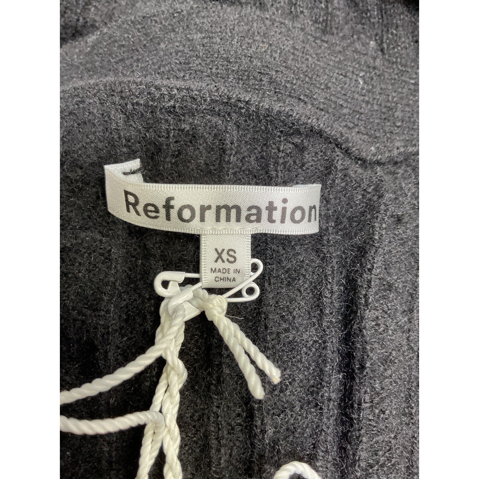 Reformation 'Giusta' Black Cashmere Cropped Cardigan Size XS - NWT