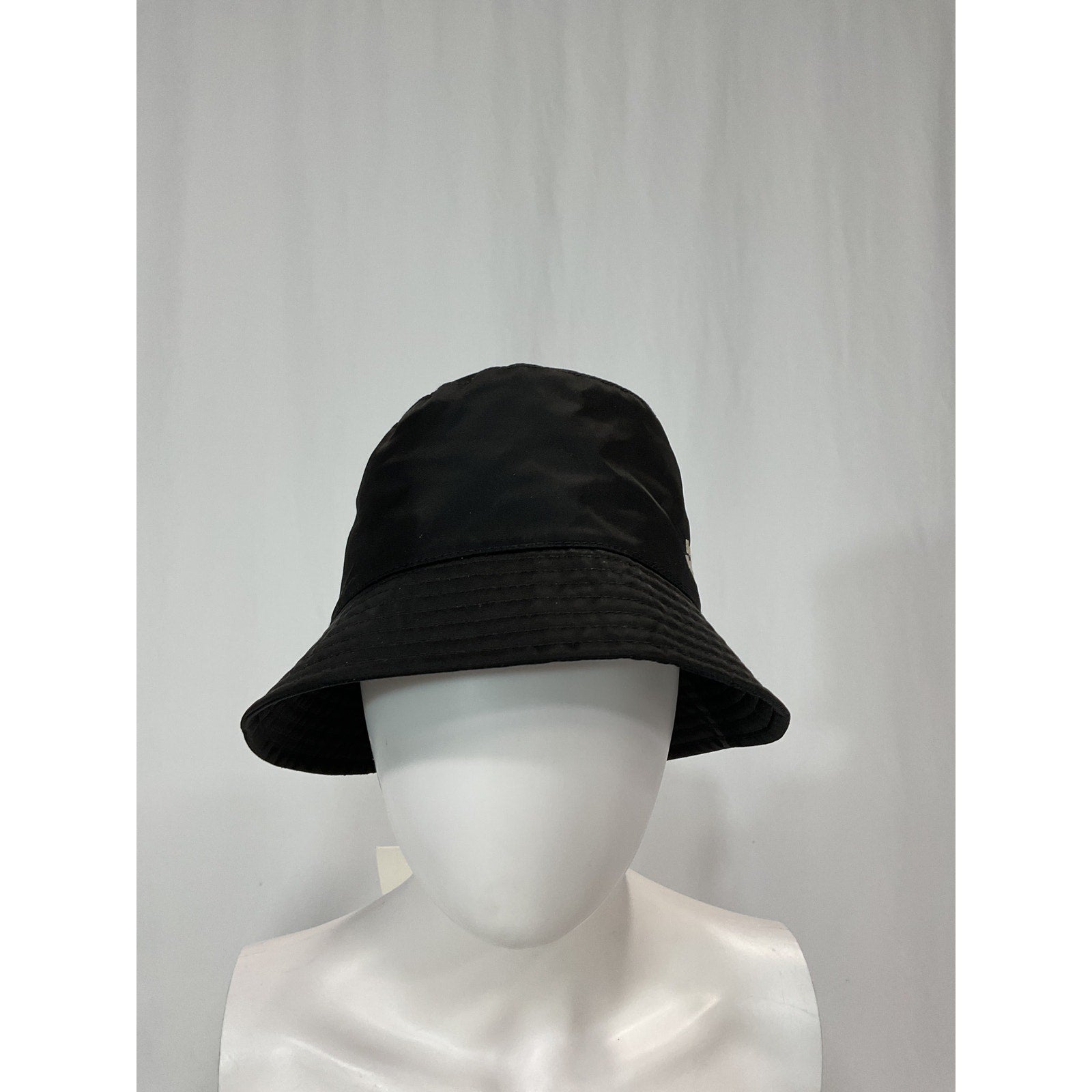 Isabel Marant Black Nylon 'Haley' Logo Hat Size 57 - NWT