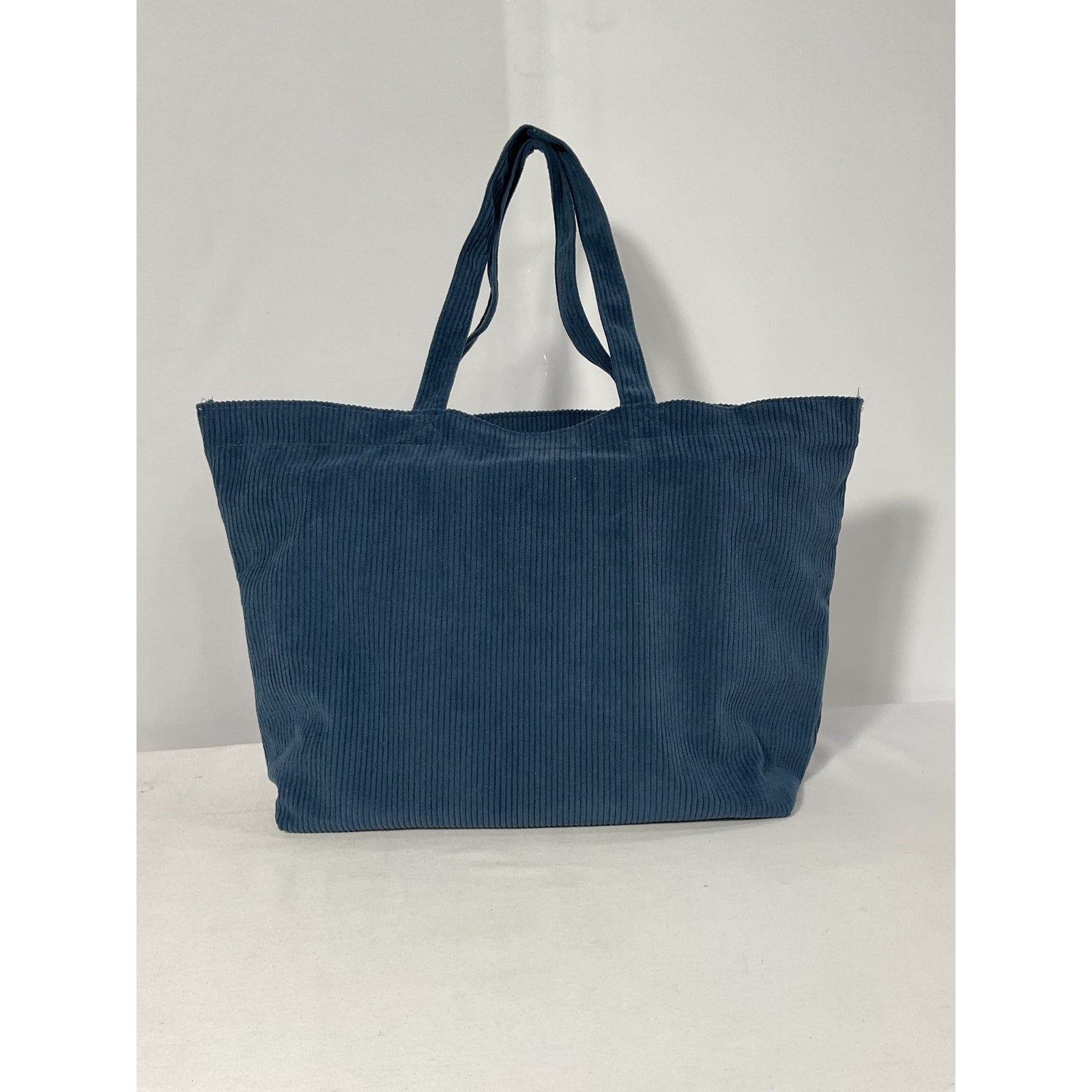 S�zane 'Velvet' Blue Polyester Tote Bag