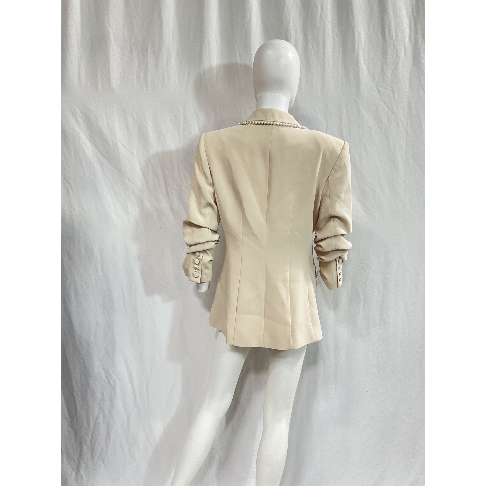 Cinq A Sept 'Gracey' White Pearl Trim Crepe Blazer Size 6