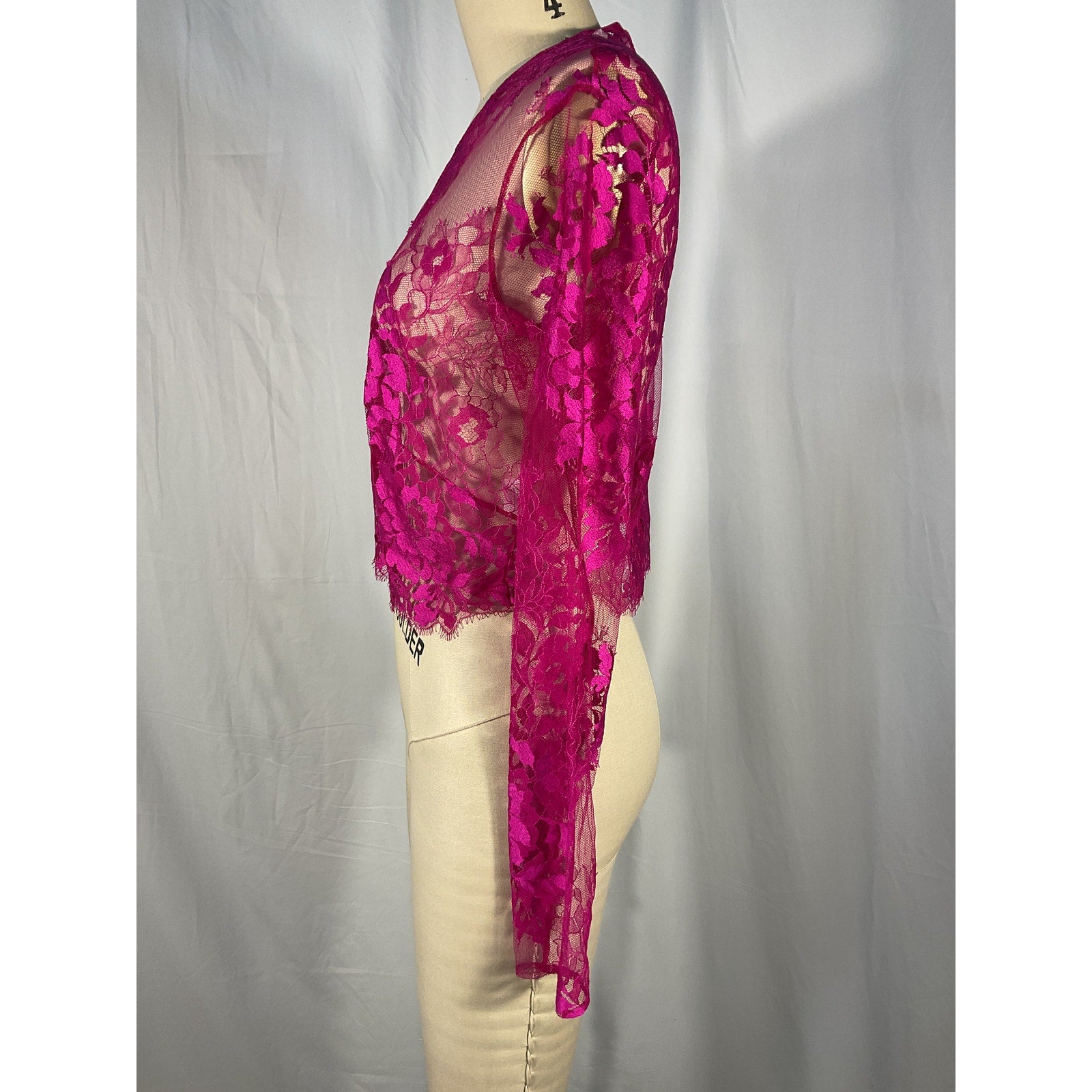 The Sei Lace Pink Tee Size 4