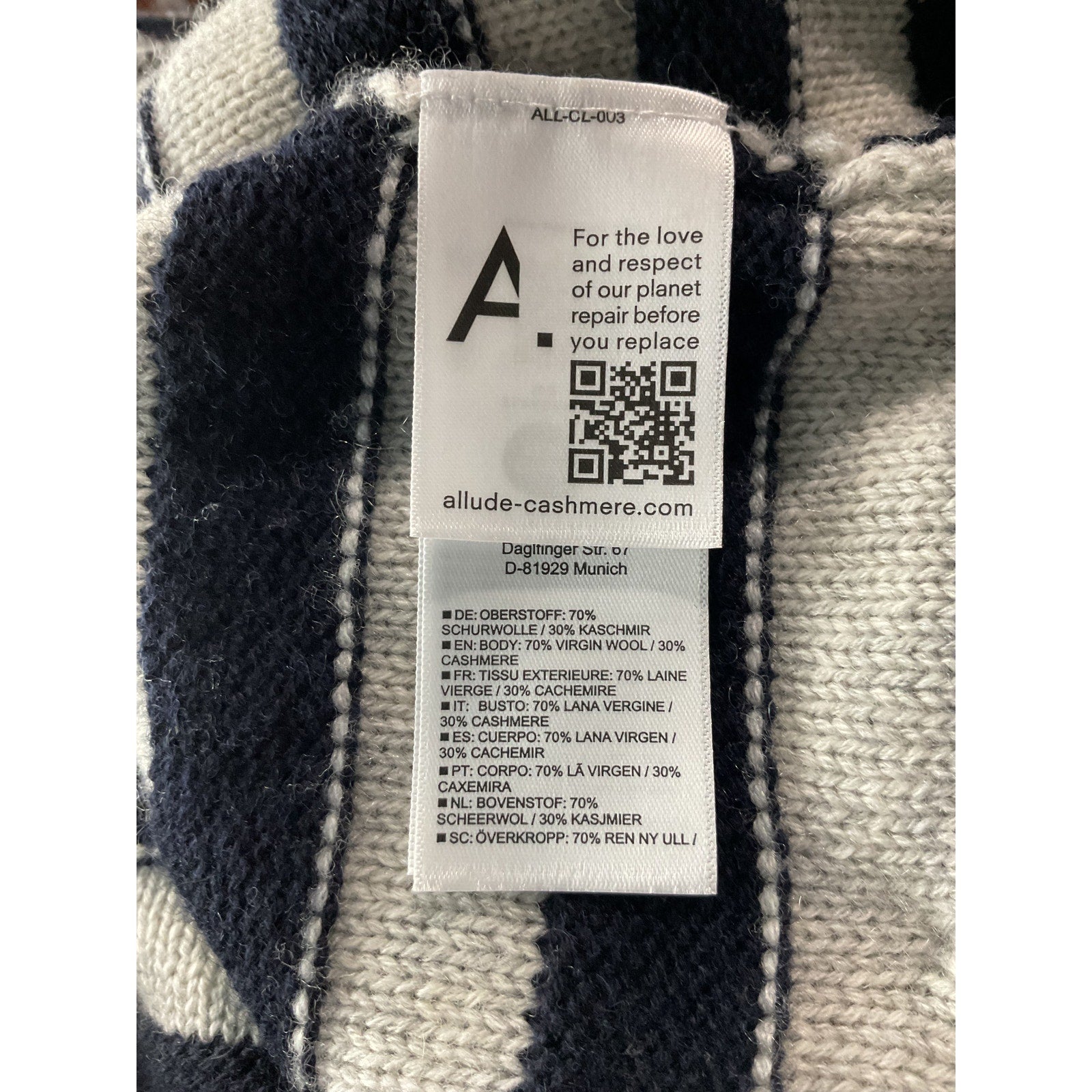 Jardin Des Orangers White Striped Wool And Cashmere Cardigan Size L