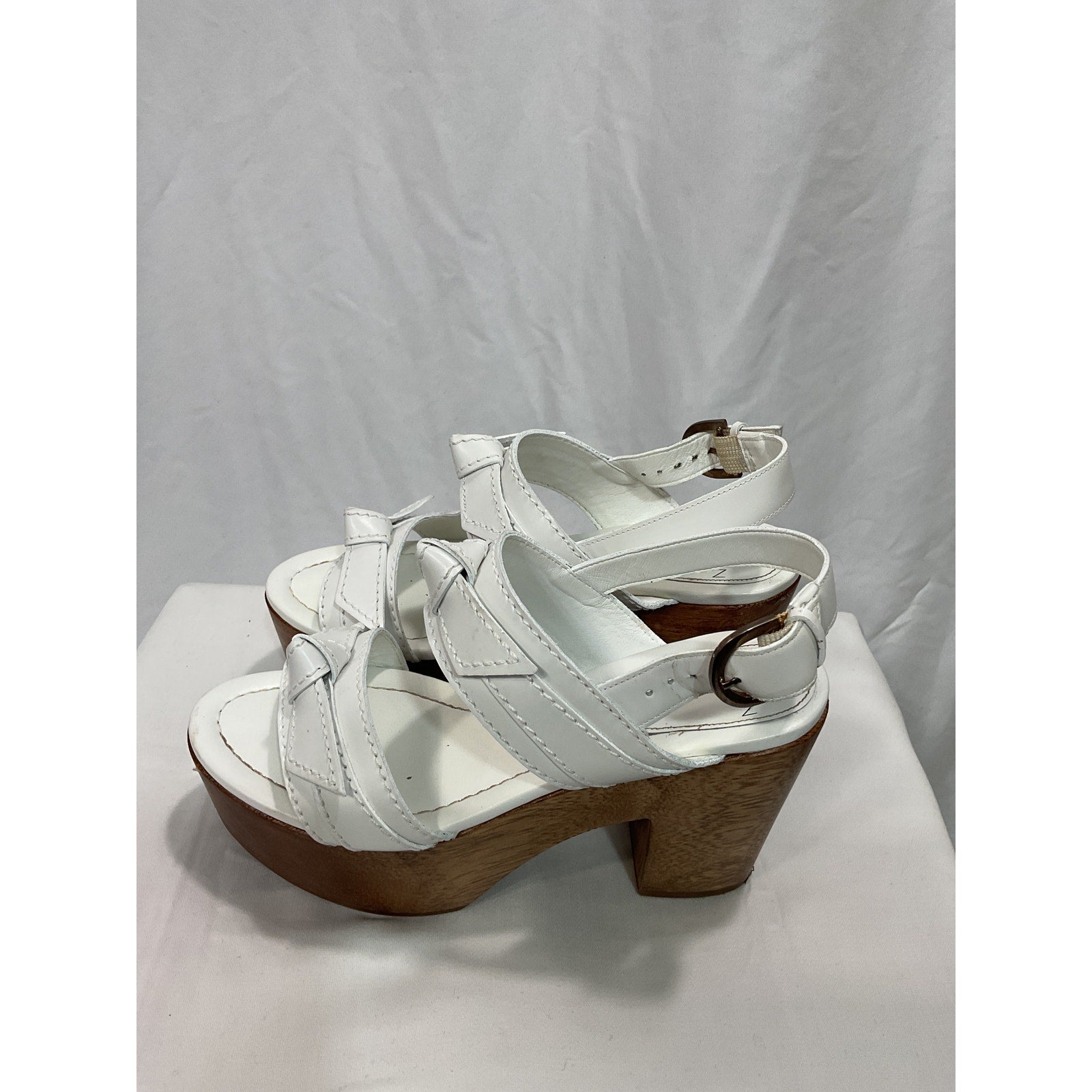 Alexandre Birman 'Clarita' White Slingback Platform Wedge Sandals Size 6.5