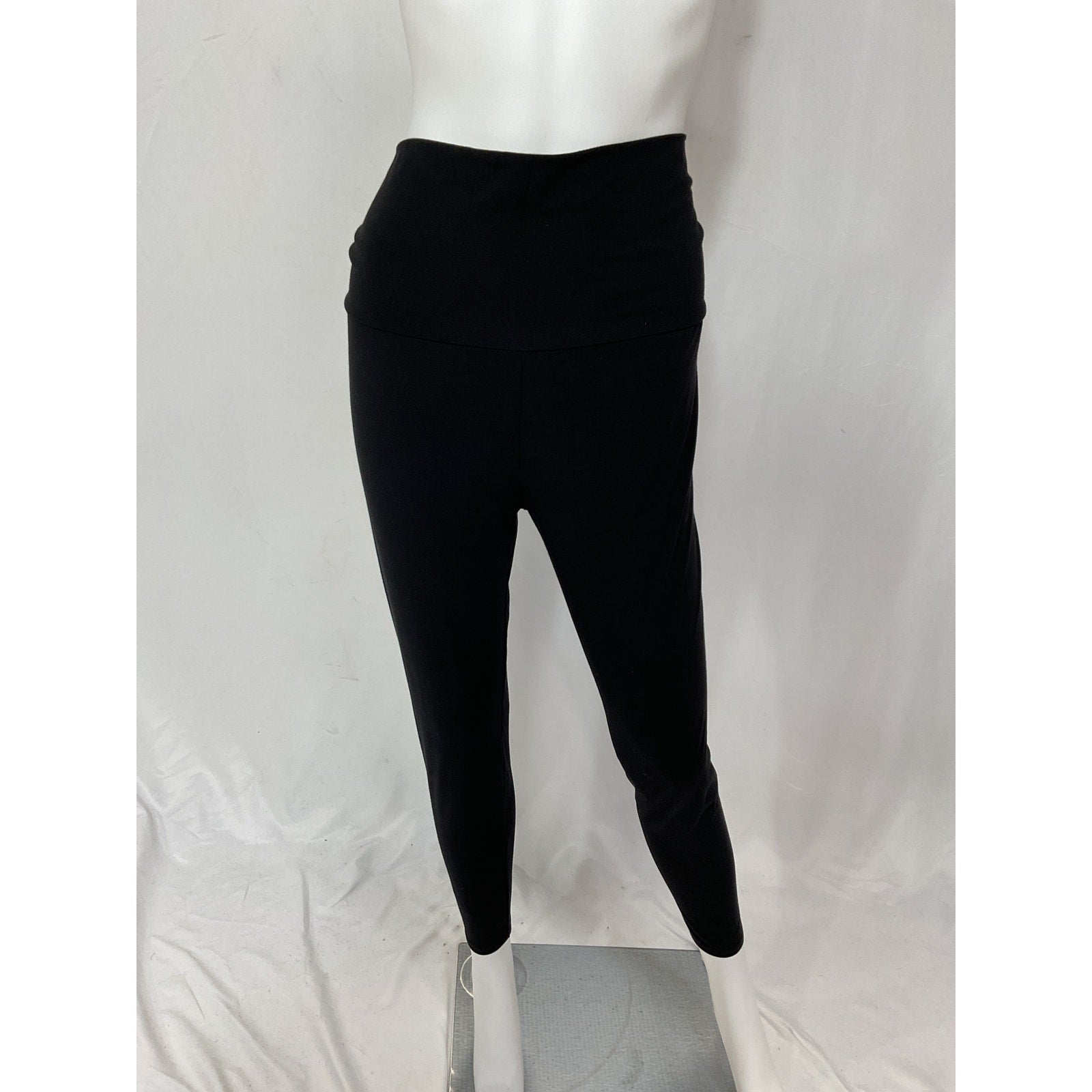 Hatch 'The Ultimate Before, During & After' Black Legging Size XS
