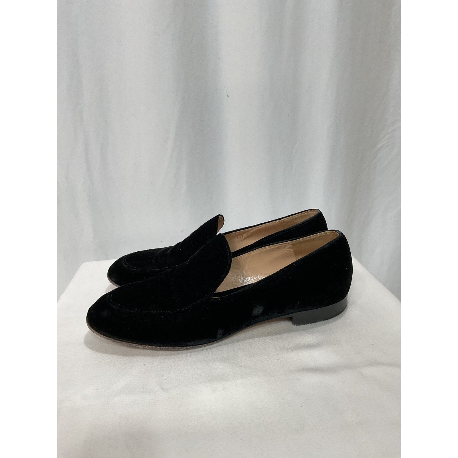 Gianvito Rossi Black Velvet Loafers Size 8