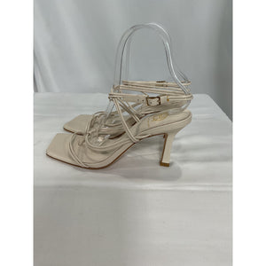 House Of Harlow 1960 White Sol Ankle Strap Square Toe Heel Size 8