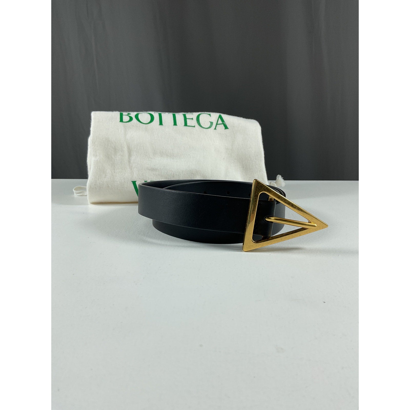 Bottega Veneta 'Triangle' Black Leather Skinny Belt Size 65