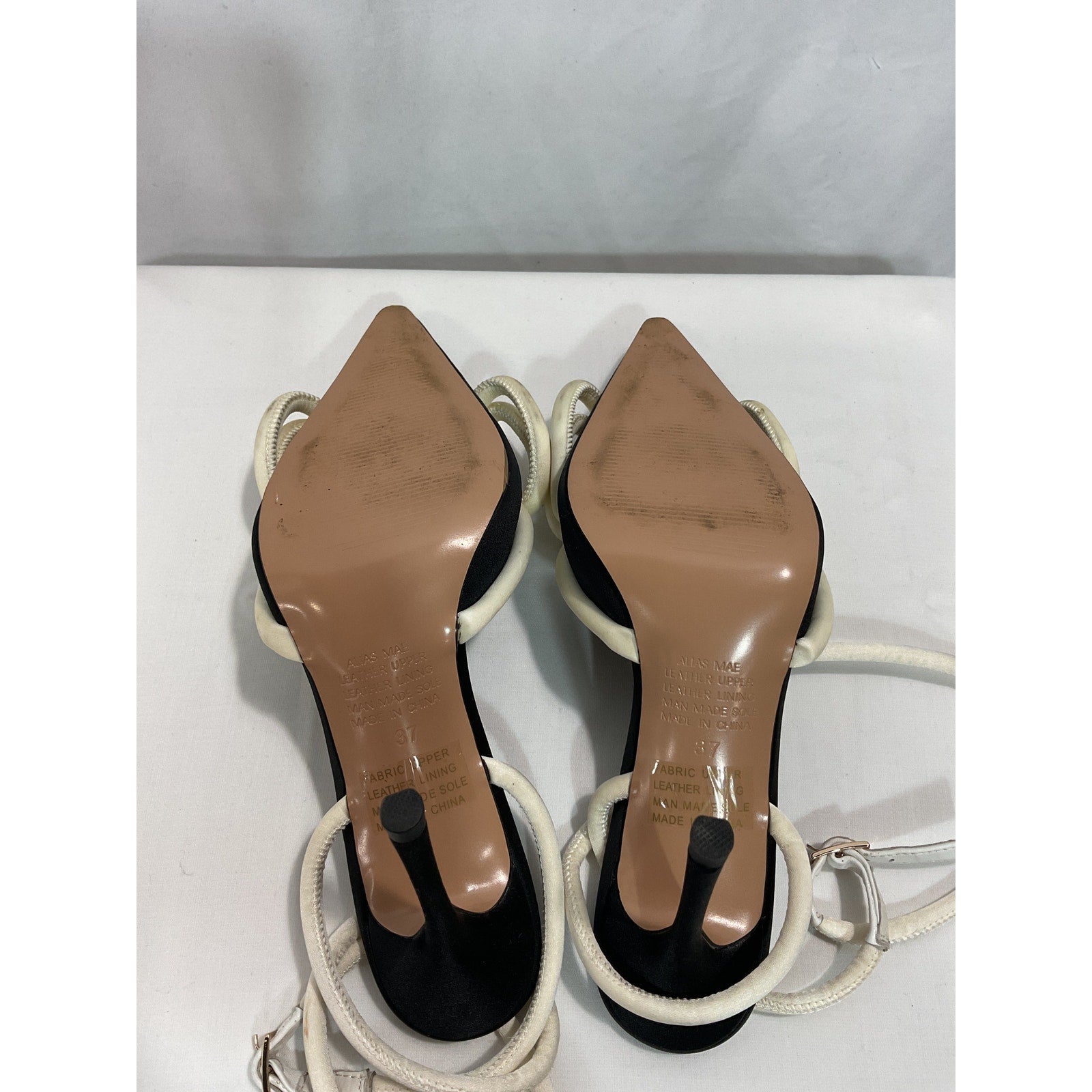 Alias Mae 'Bowie' Black Bow Leather Heel Size 7