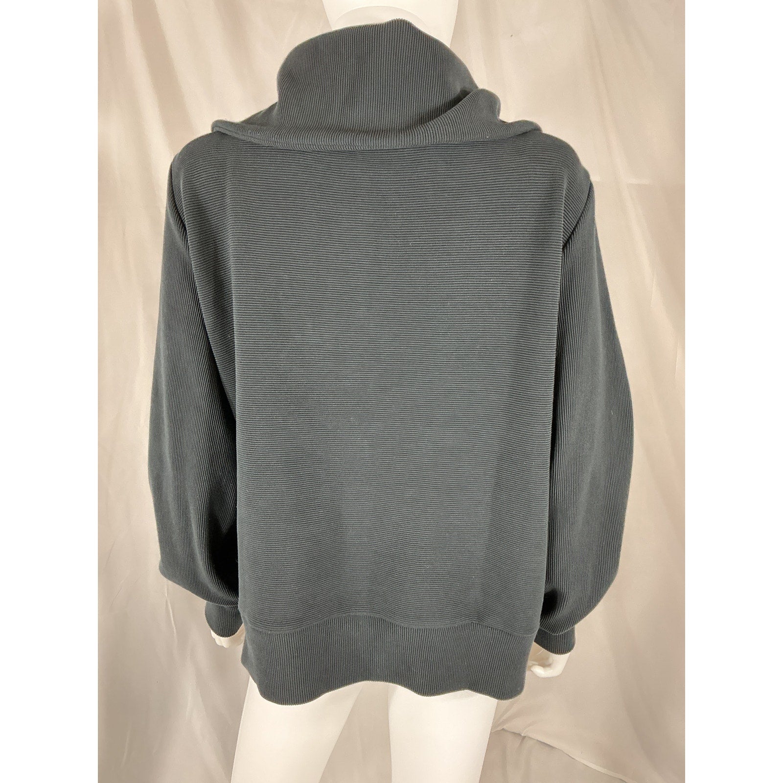 Varley 'Vine' Black Cotton Pullover Sweater Size S