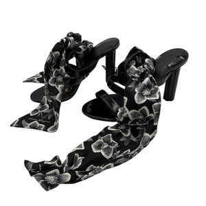 Ferragamo Glossy Black Red Scarf Tie Patent Leather Sandals Size 8 C (wide)