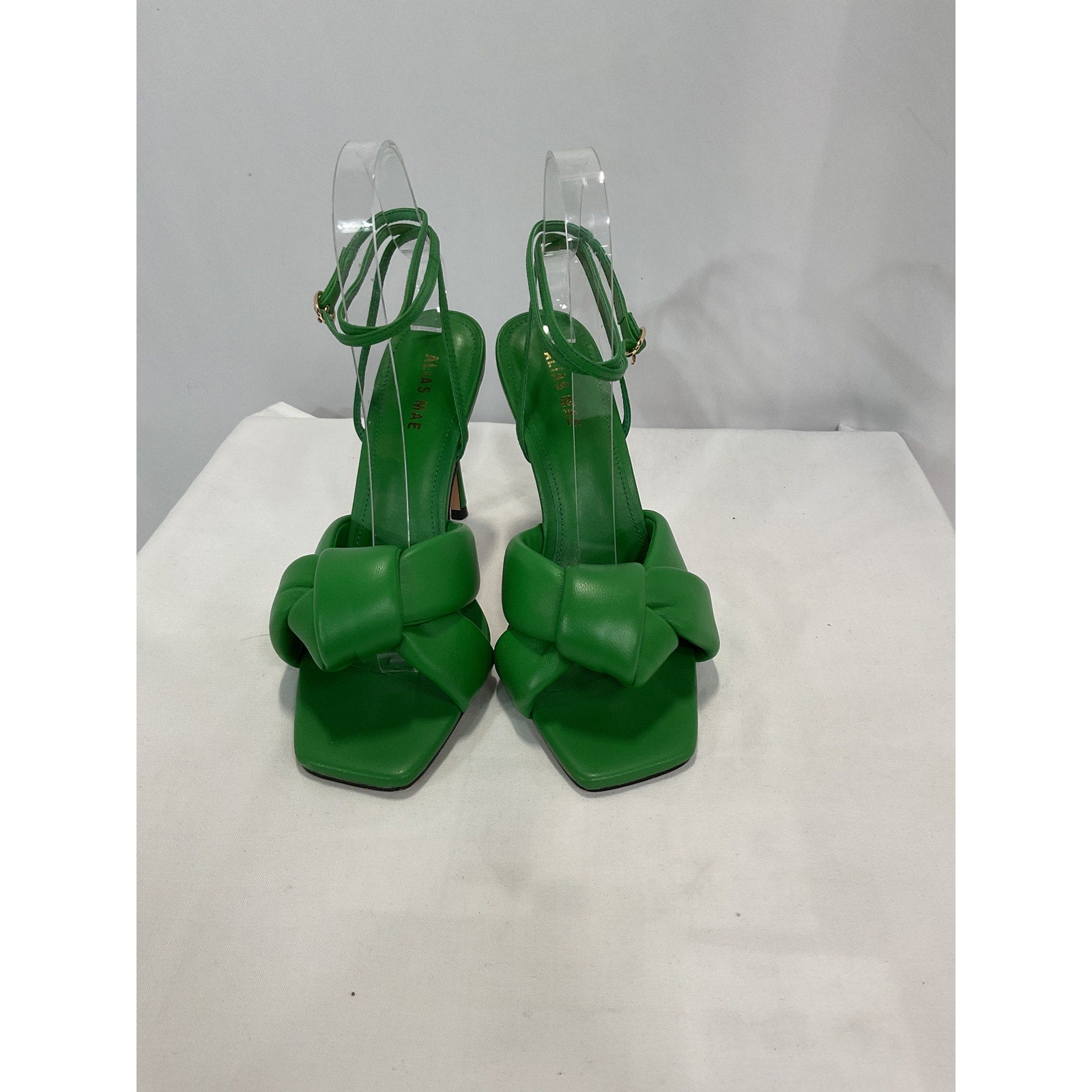 Alias Mae 'Milla' Green Leather Sandal Size 7