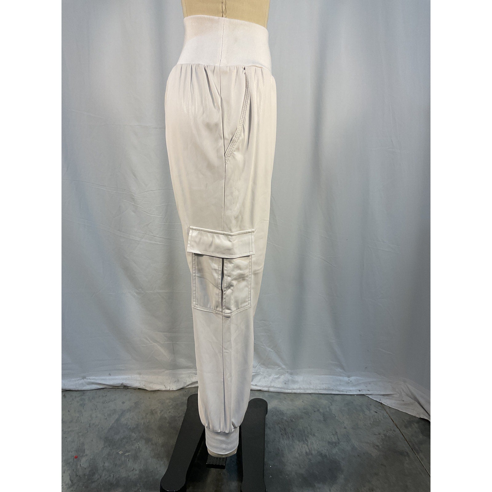 Cinq A Sept Faux Leather White Polyester Giles Pants Size XS - NWT