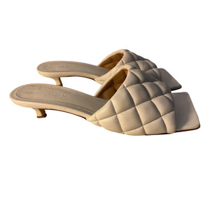 Bottega Veneta Padded White Mule Heels Size 37 EU / US 7