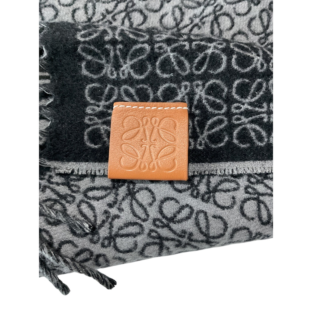 Loewe 'Reversible' Black Cashmere Leather-Trimmed Jacquard-Knit Cashmere Scarf Size OS