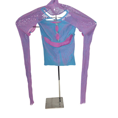 Poster Girl Sculpted Crypto Blue Bucks Top OS