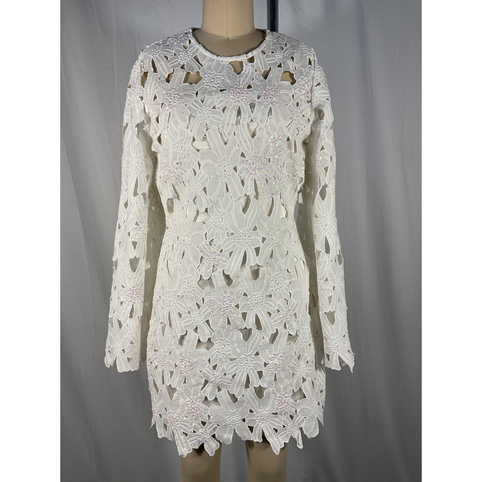 Rococo Sand 'Celia' White Sequin Back Cut Out Short Dress Size M