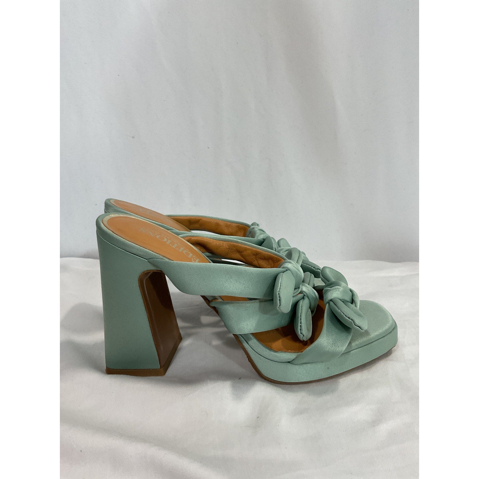 S�zane 'High Clarisse' Green Leather Mules Size 6