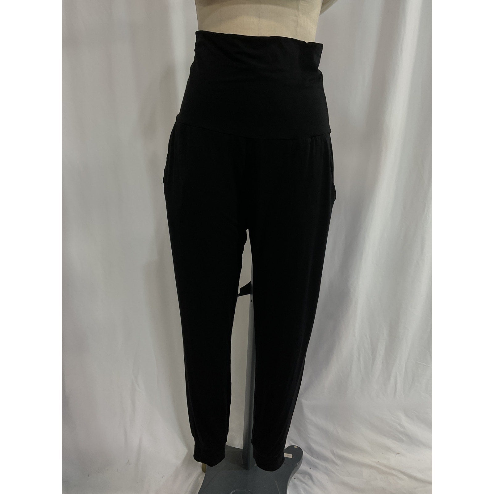 Hatch Black 'The Ultimate Before During & After' Maternity Bamboo Blend Legging Size S