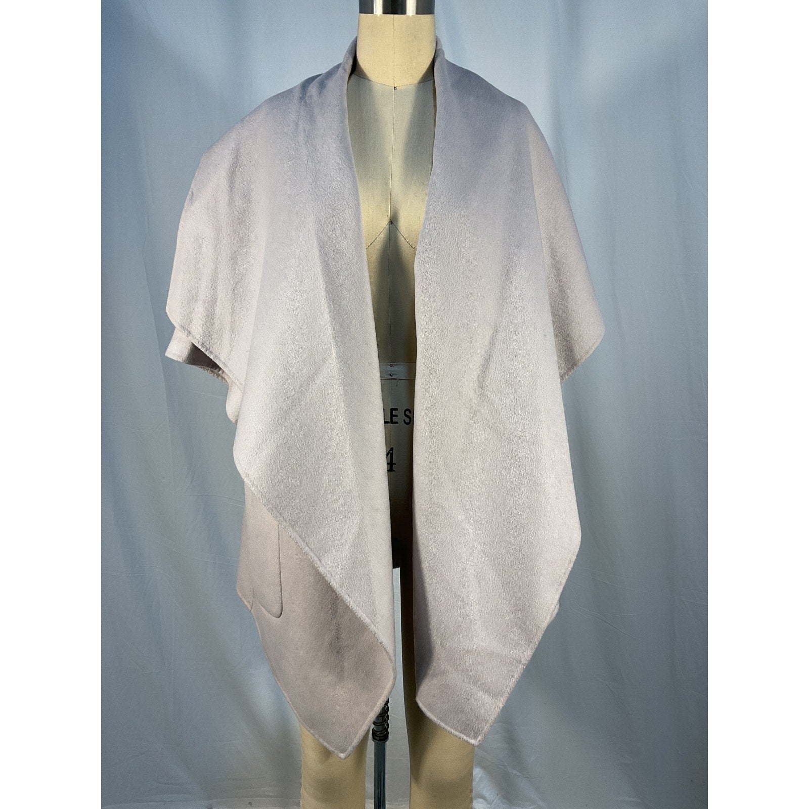 Lamarque 'Penelope' Grey Kimono Sleeve Jacket Size XS