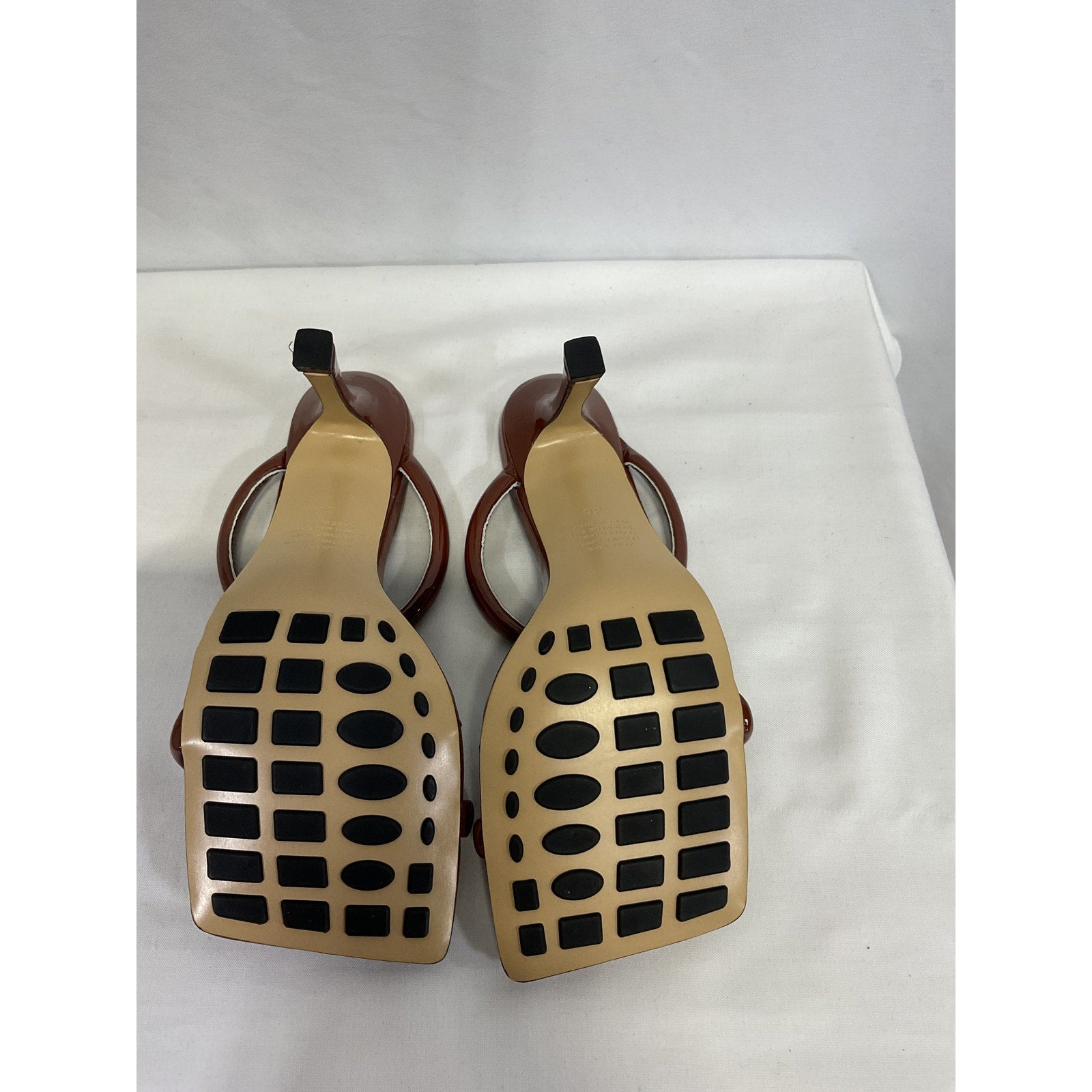 Alias Mae 'Lee' Brown Patent Leather Stiletto Heel Size 36 - NWT