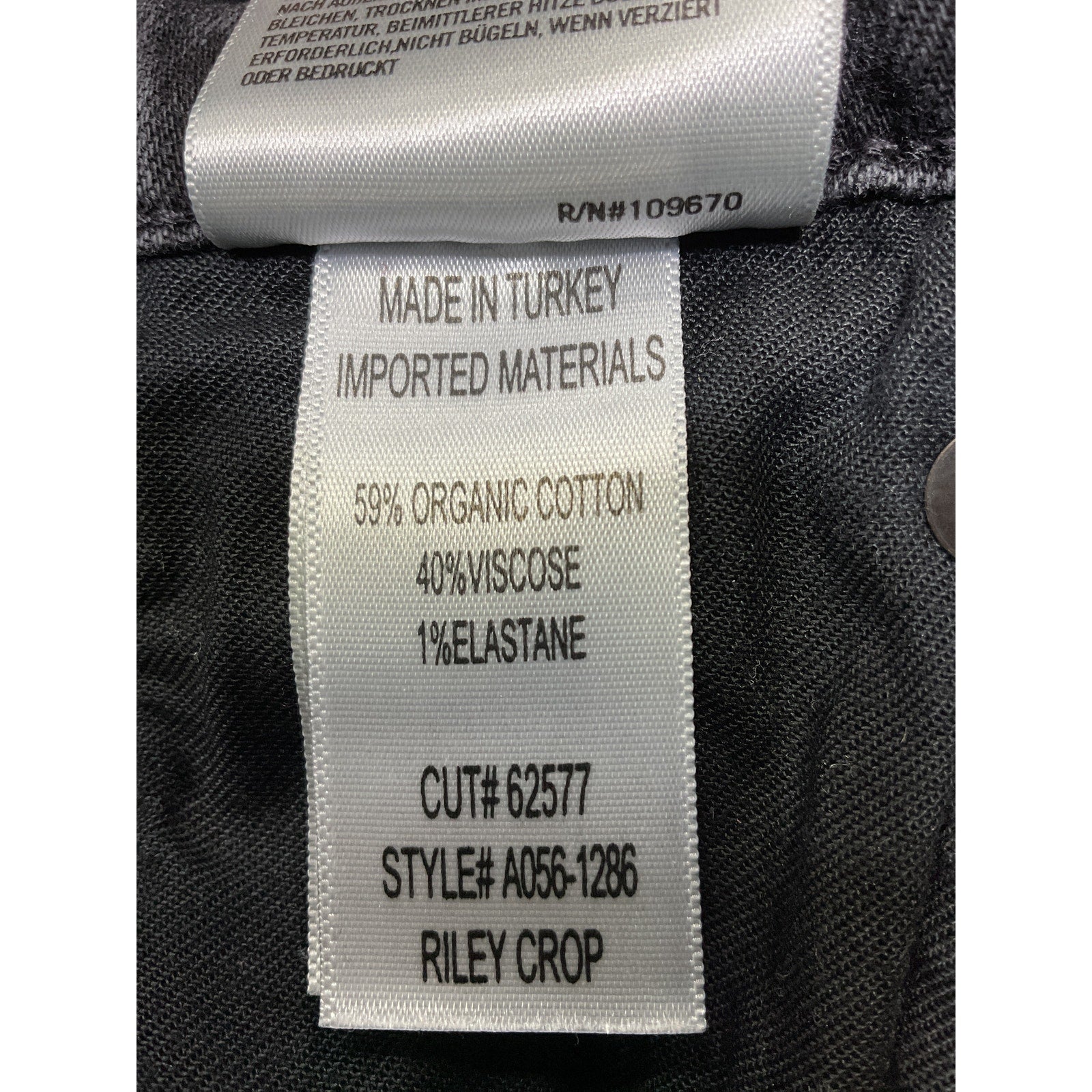 Agolde 'Riley' Black High Rise Straight Crop Denim Jean Size 26