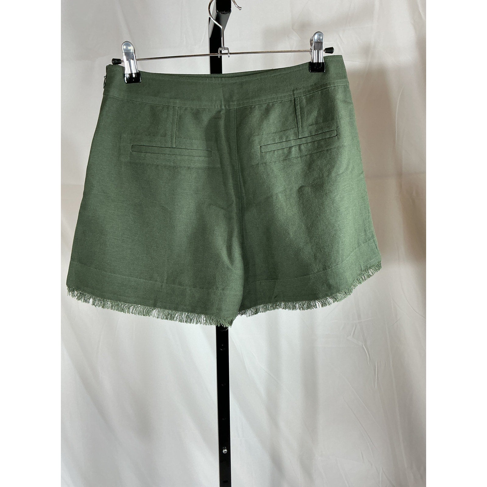 Simkhai 'Dax' Green Linen Short Size S
