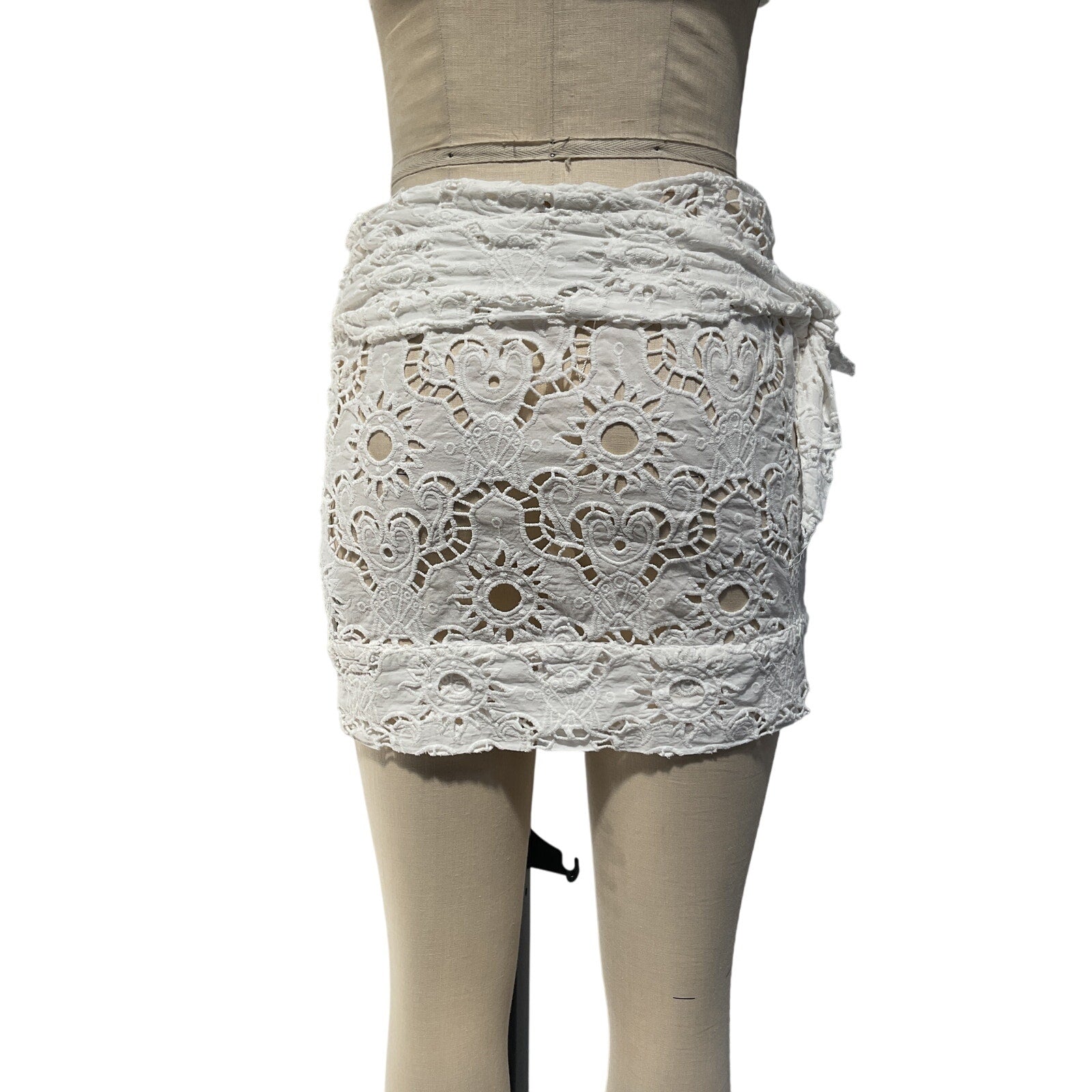 Farm Rio 'Sun' White Cotton Eyelet Wrap Mini Skirt Size XS