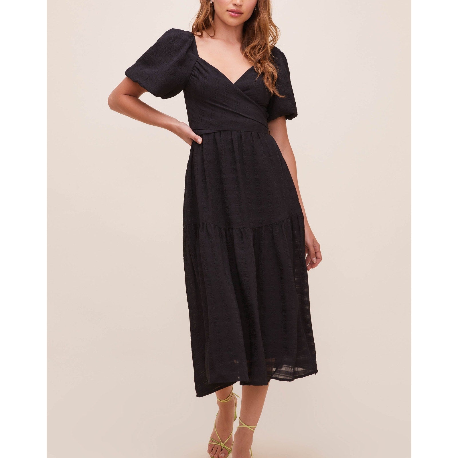 Astr The Label 'Sonnet' Black Puff Sleeve Midi Dress Size M