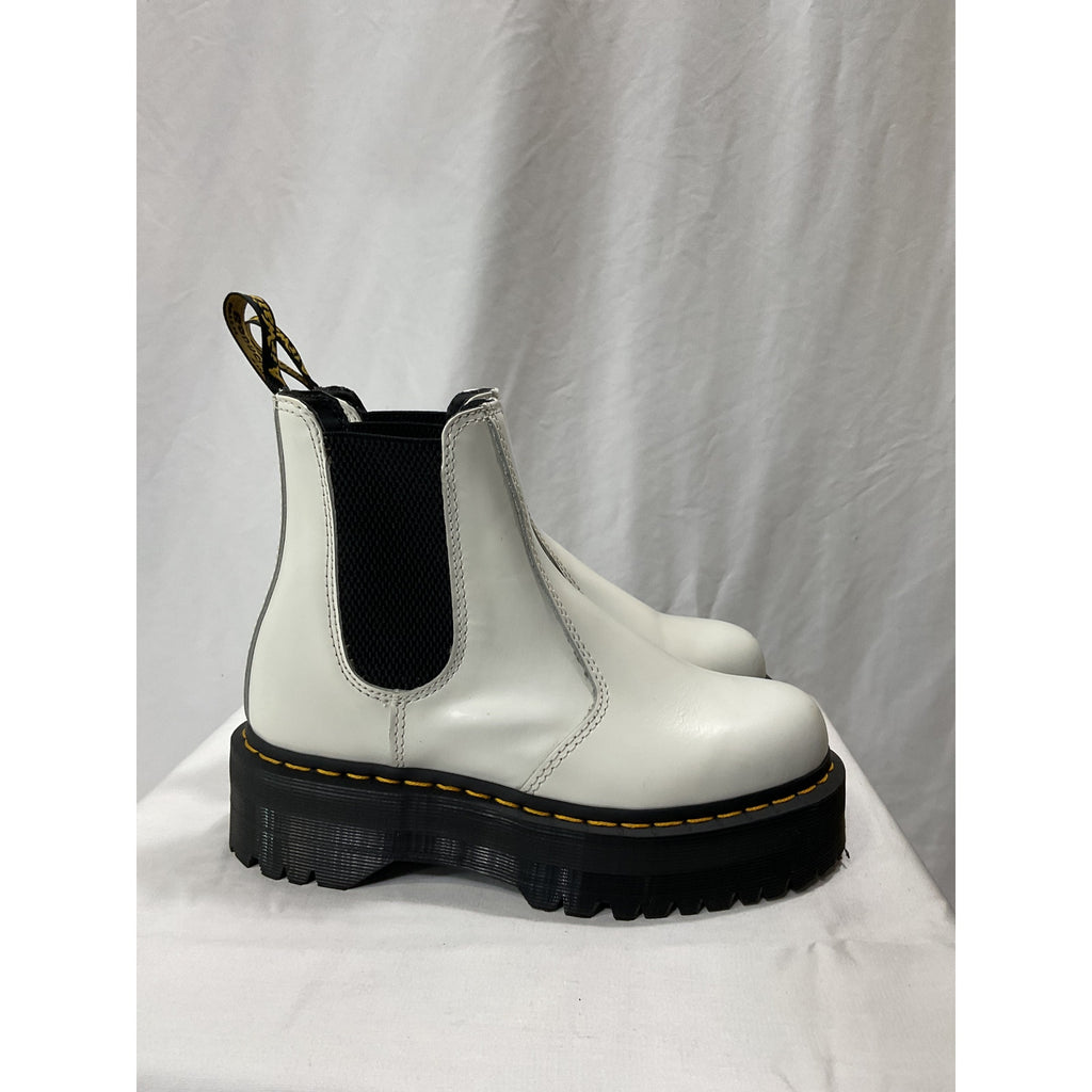 Dr. Martens Smooth Leather White Platform Chelsea Boots Size 7