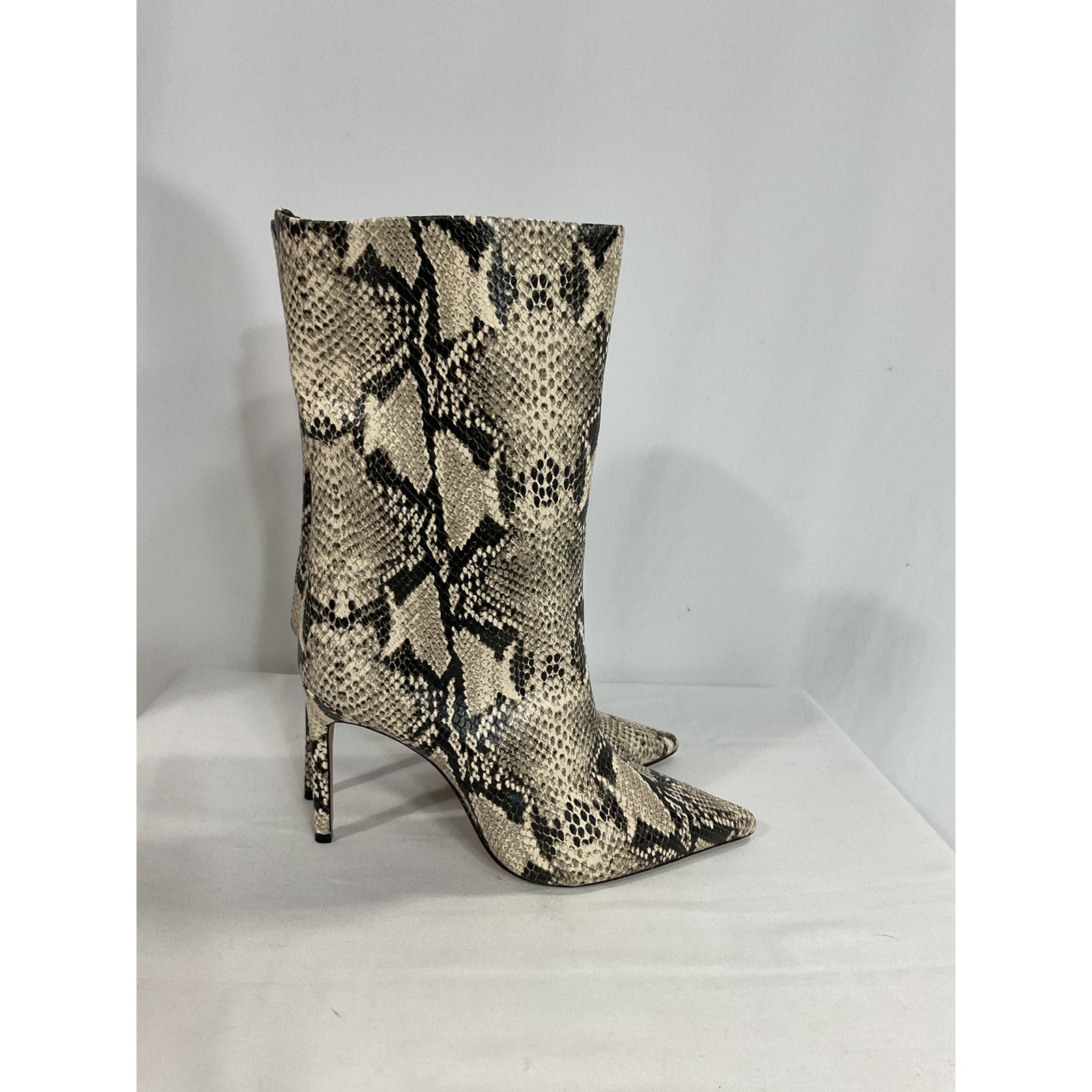 Schutz 'Mary' Black Snake Print Leather Stiletto Heel Size 7