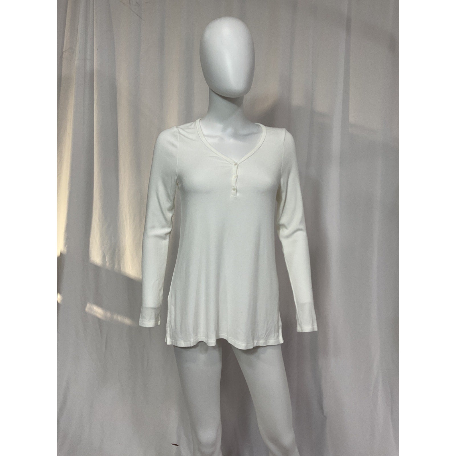 Hatch 'The Softest' White Rib Nursing Henley V Neck Top Size 1