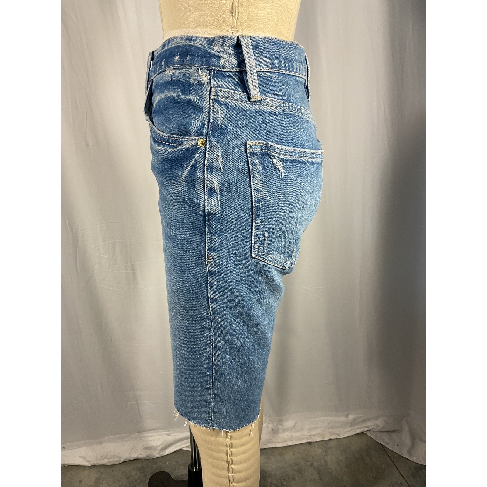 Frame High Waist Blue Raw Edge Denim Bermuda Shorts Size 26