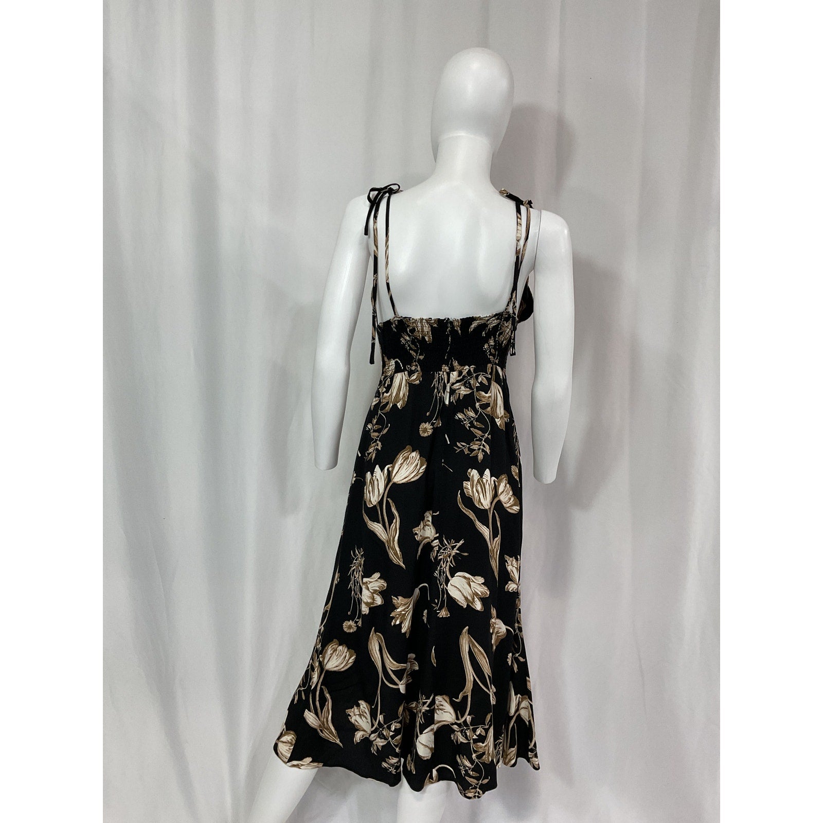 Reformation 'Kourtney' Black Sweetheart Neck Dress Size 4