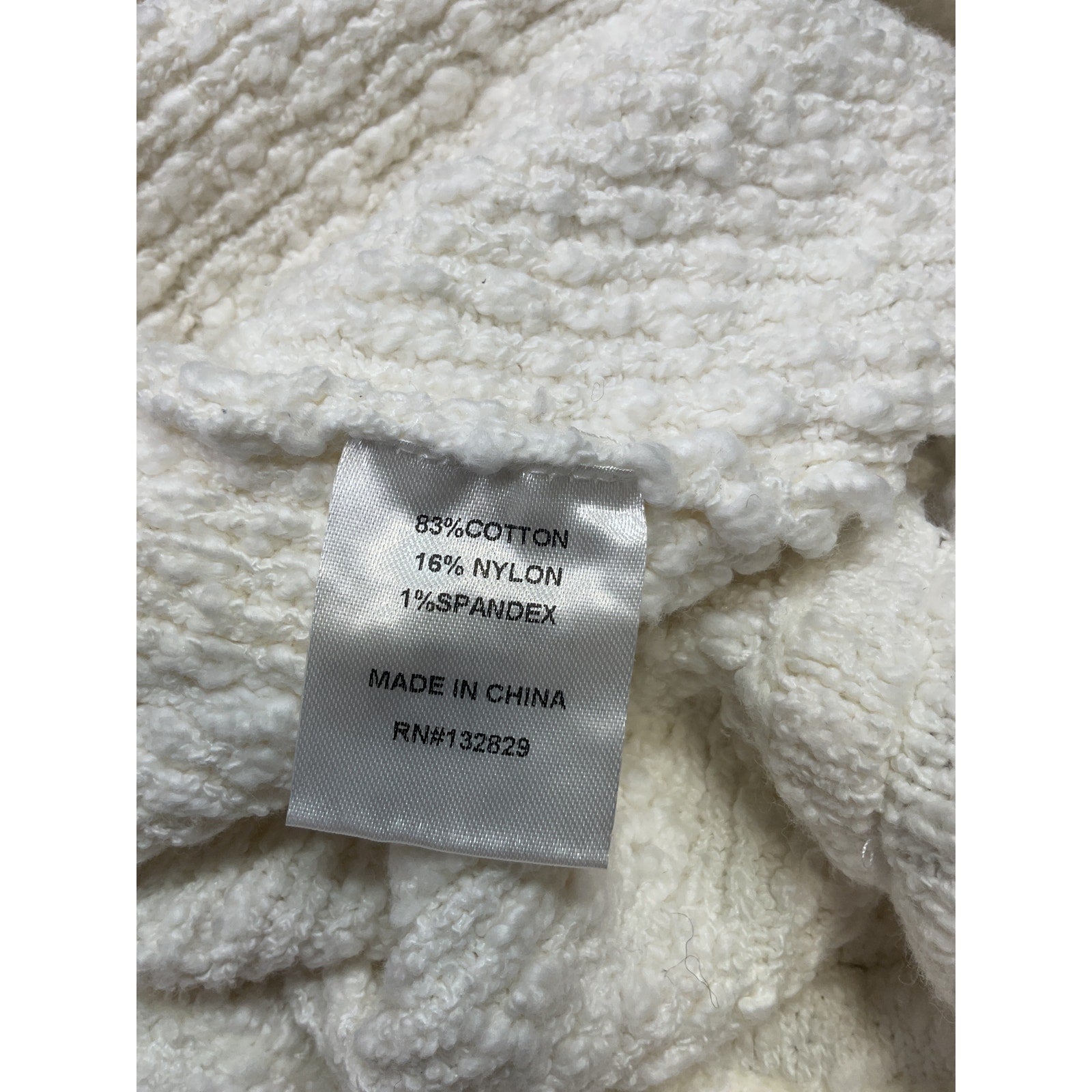 L'Academie 'Imani' White Cotton Boucle Knit Pullover Sweater Size M