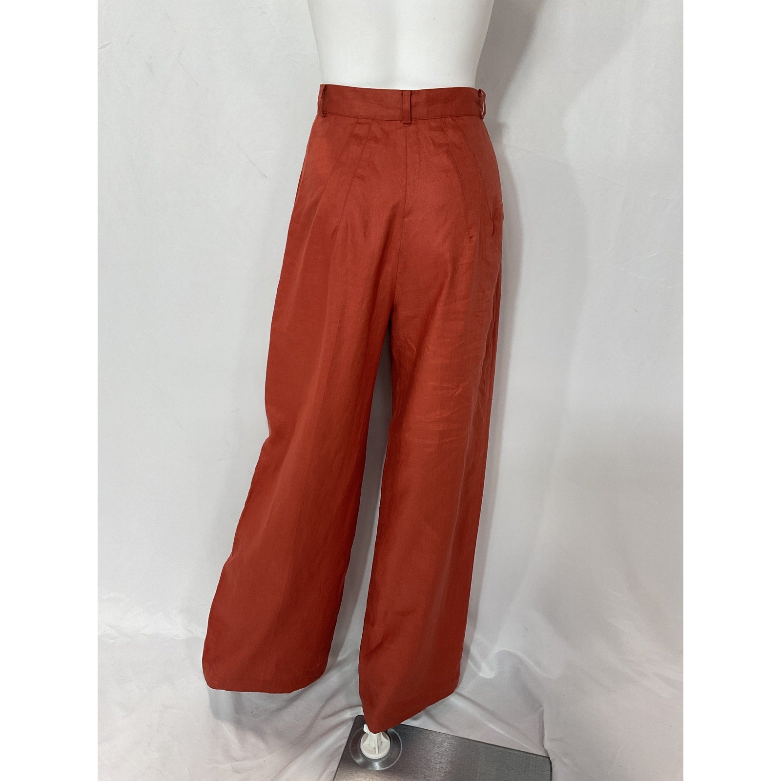Matthew Bruch 'Pleated' Brown Linen Trouser Size  XS