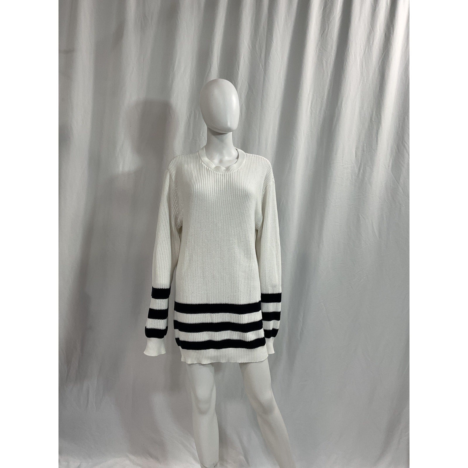 Ser.O.Ya 'Devin' White Sweater Size M