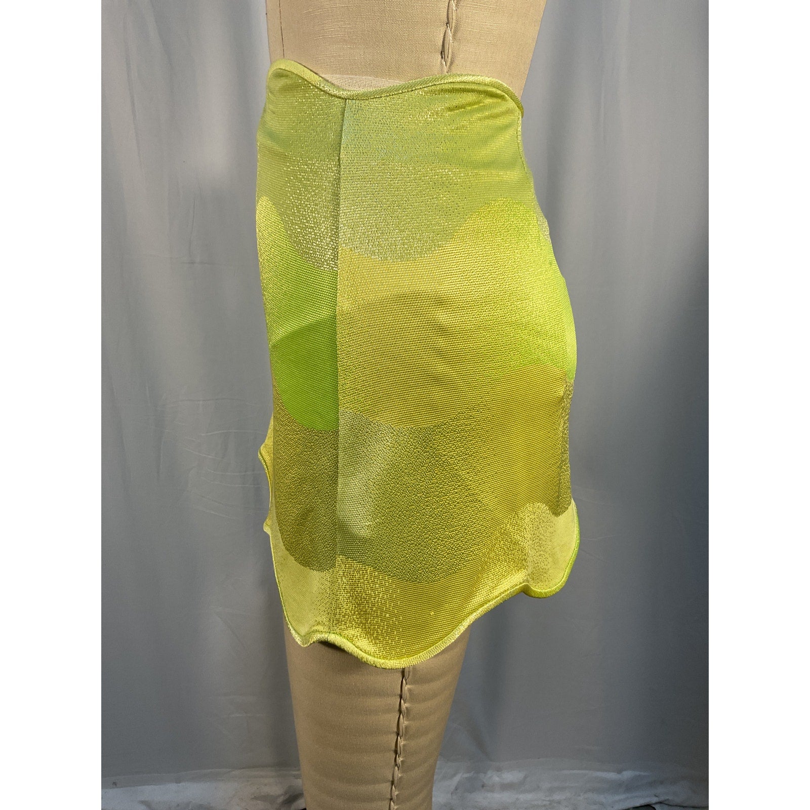 Alexis 'Claudine' Green Sateen Skirt Size M - NWT