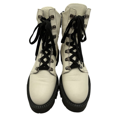 Aquatalia Rugged Off White Alyssa Lace Up Boots Size 6.5