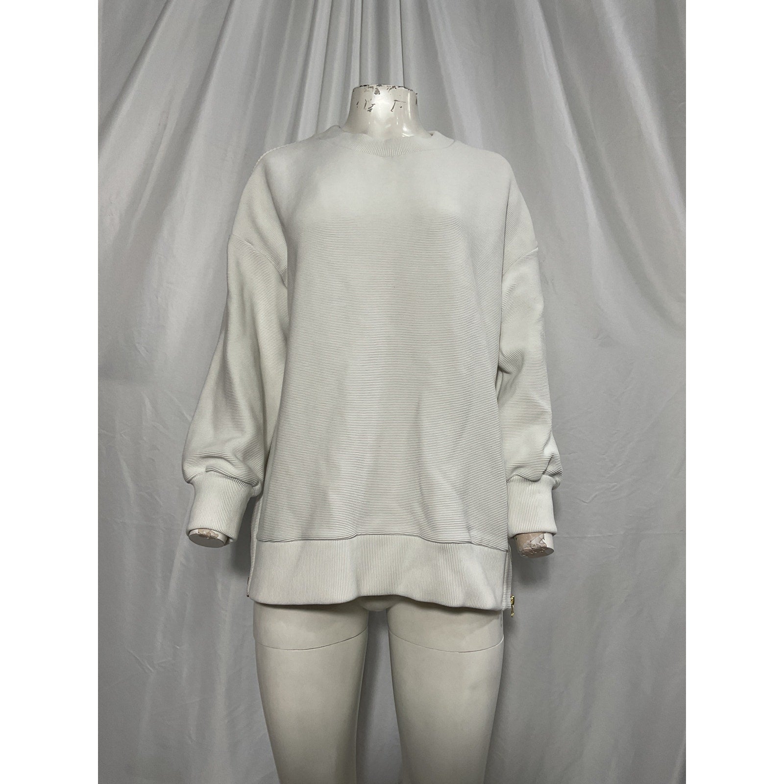Varley 'Mae' White Longline Sweatshirt Size S
