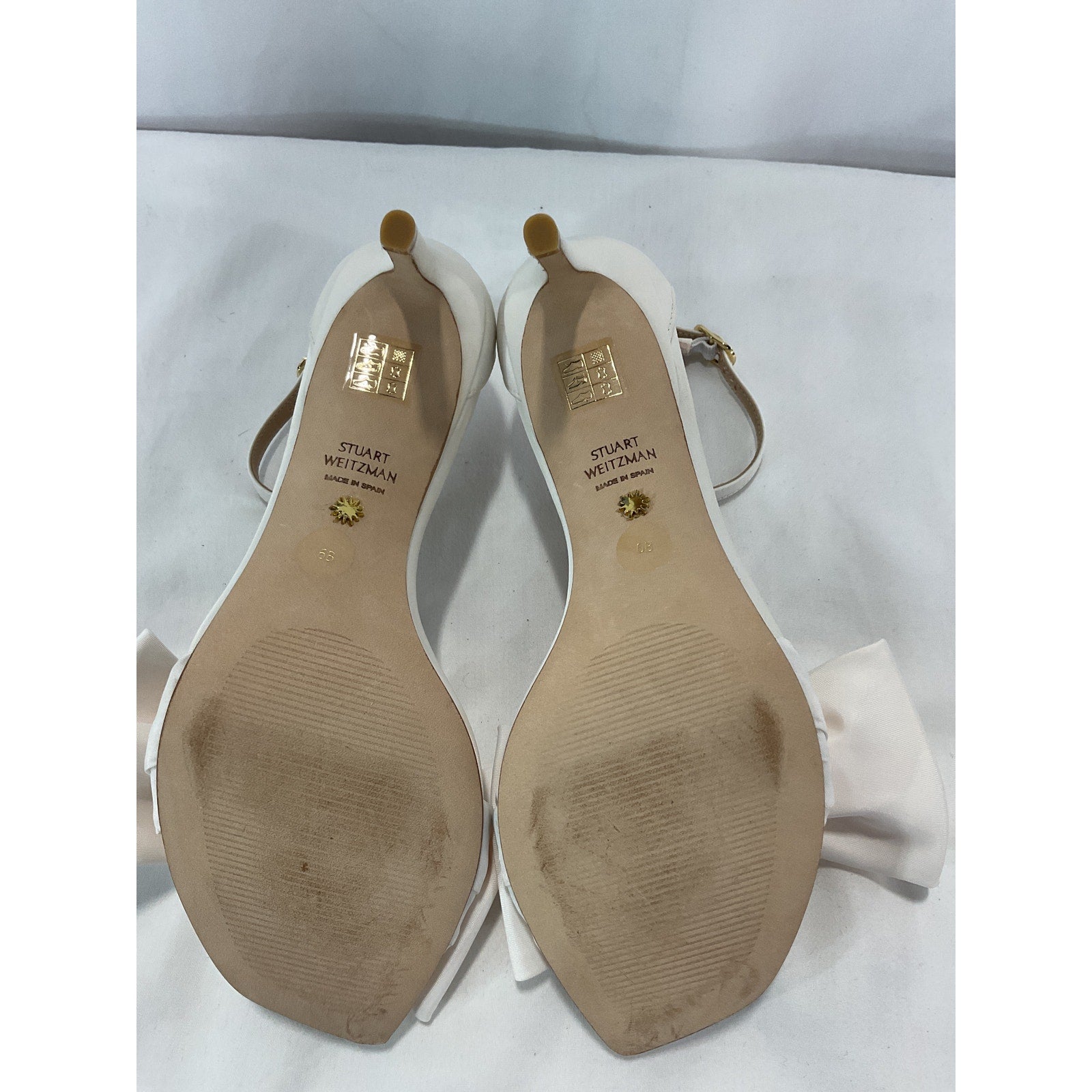 Stuart Weitzman 'Nudistcurve Loveknot 75' White Satin Asymmetrical Square Toe Sandal Size 6 - NWT