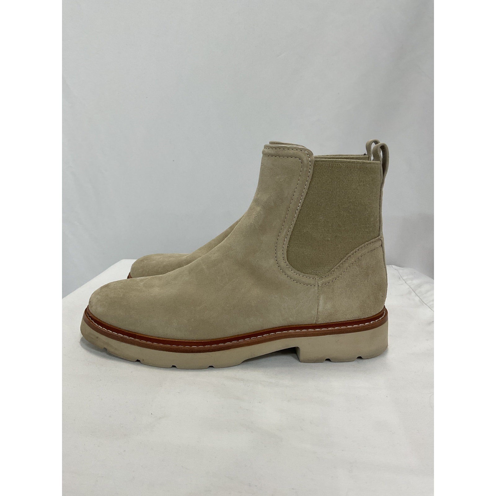 Vince 'Rue' Grey Chelsea Boot Size 7
