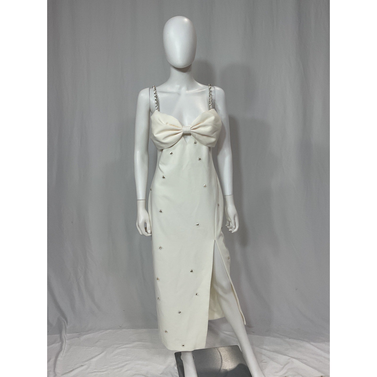 Likely 'Domenica' White Crystal Embellished Satin Bow Crepe Dress Size 6 - NWT