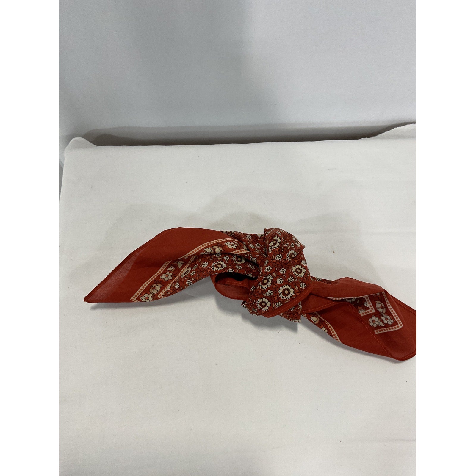 S�zane Floral Red Foulard top Size OS